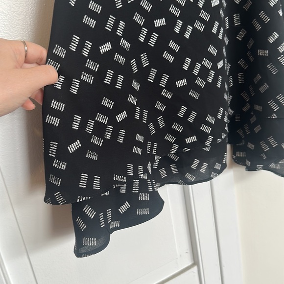 Pretty layered tank top - Picture 3 of 8